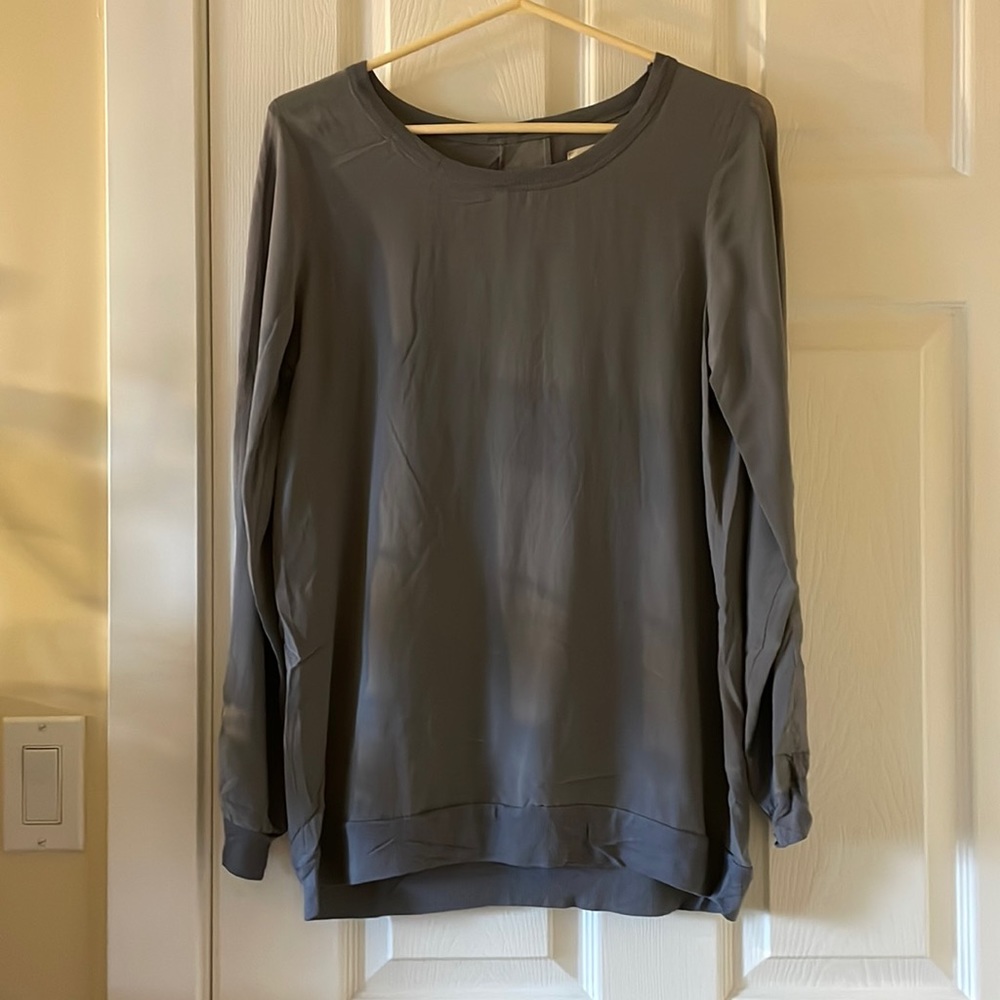 Chaser SILK panel pullover top long sleeve